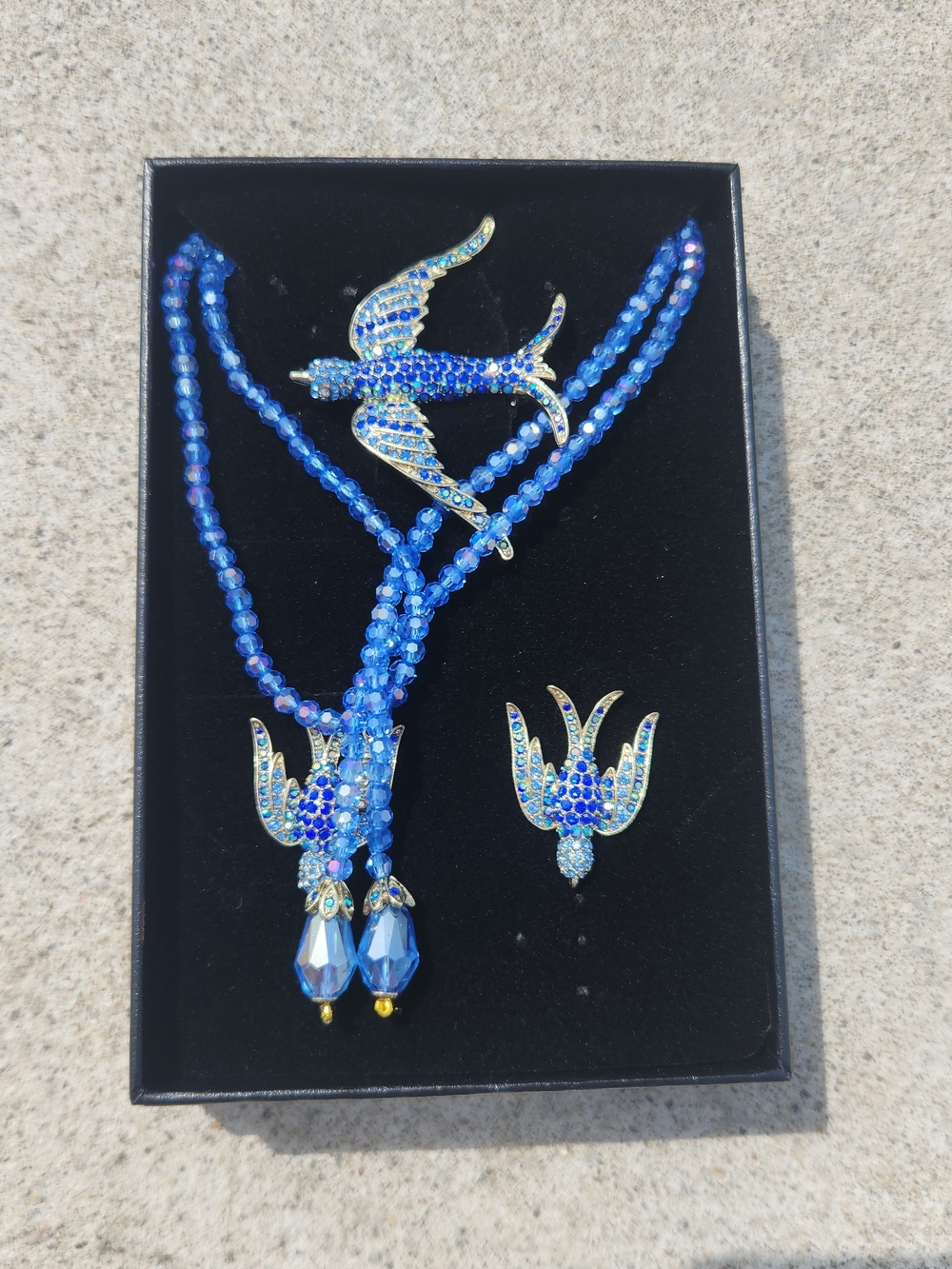 HEIDI DAUS Blue Swallows 3 Pc SET Crystal Necklace CLIP Earrings Pin